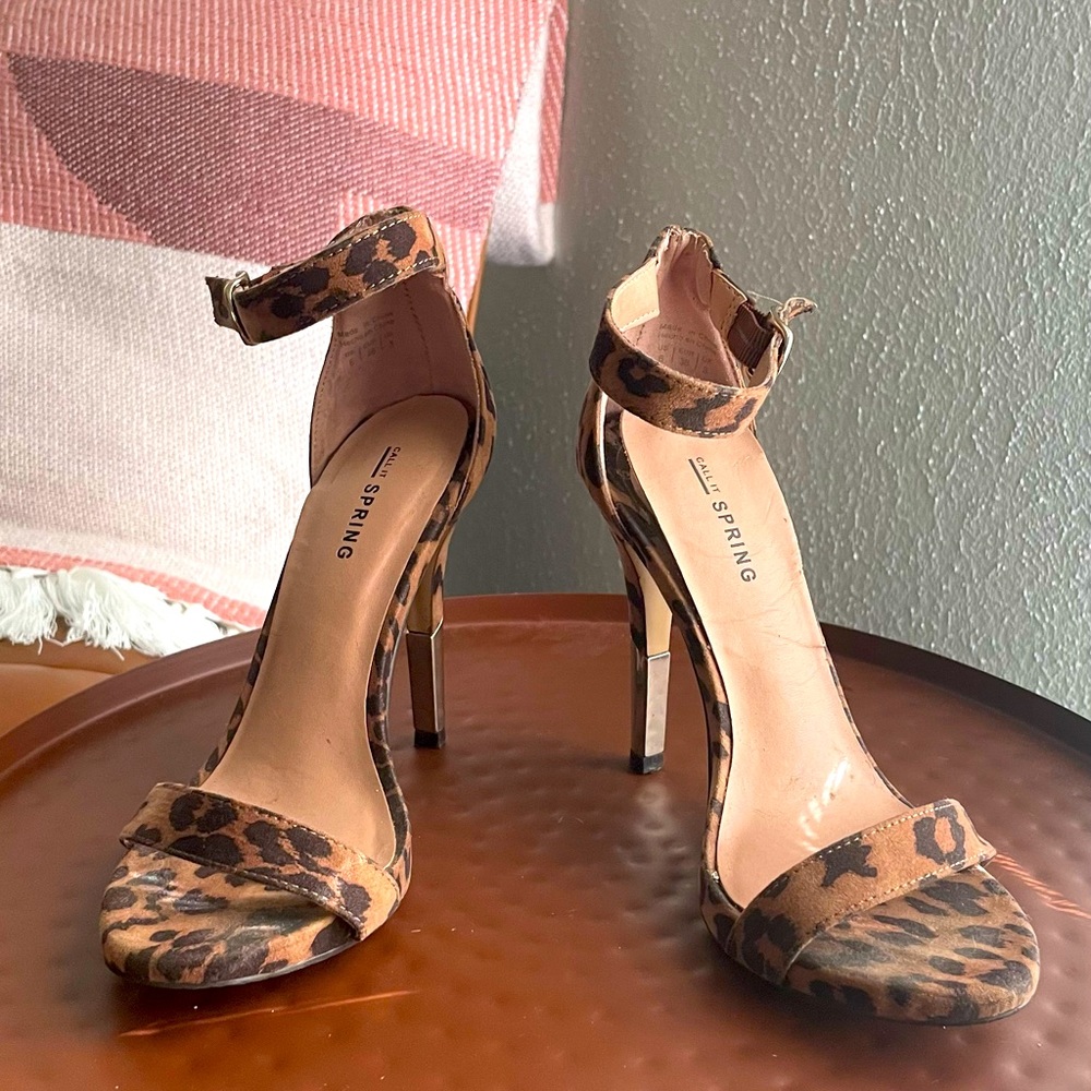 Cheetah Sandal Heel with gold heel tip
